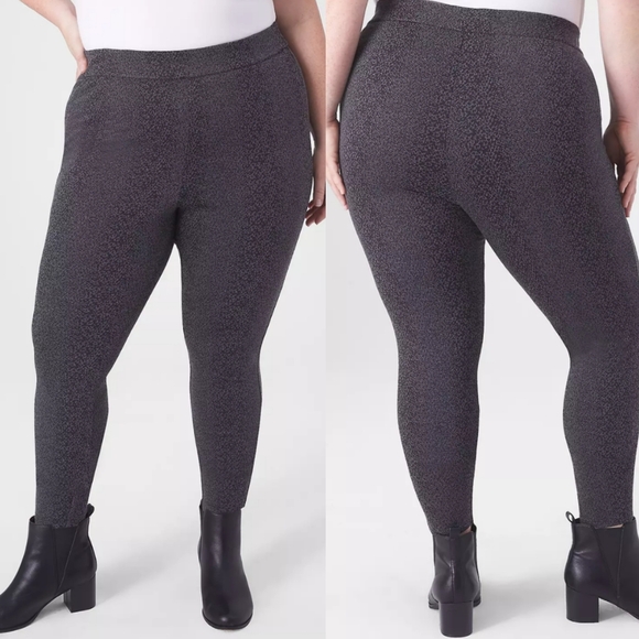 New Lane Bryant Pull-On High-Rise Ponte Legging In Grey Snakeskin Size 26/28 4X - Picture 1 of 5